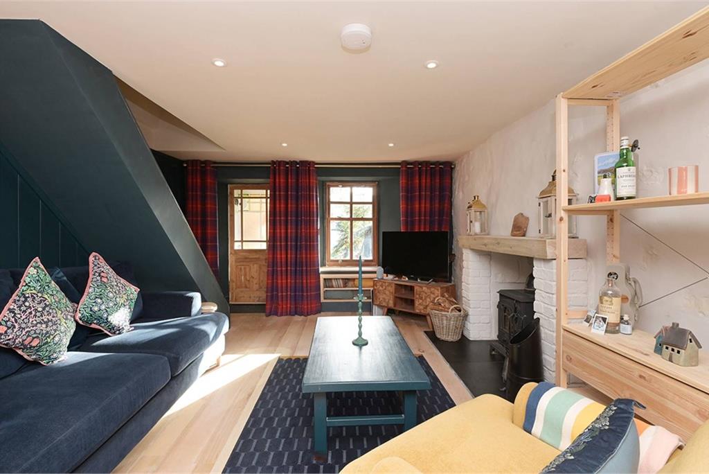 14A Busby Road, Carmunnock Clarkston, G76 9BP - image 5