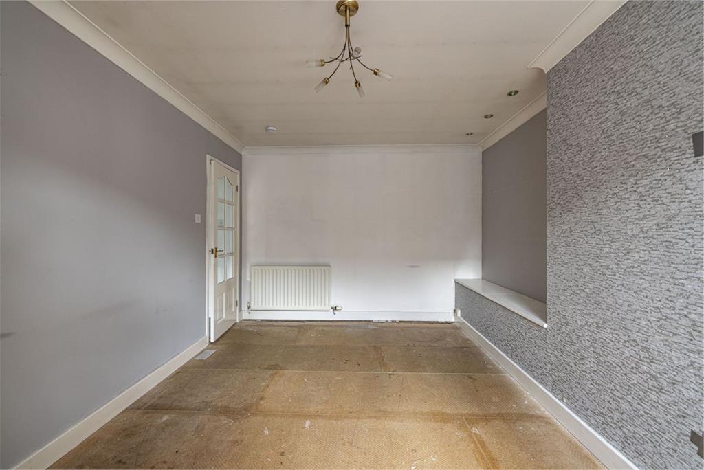 110 High Street, Annan, DG12 6DW - image 11