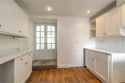110 High Street, Annan, DG12 6DW - image 1