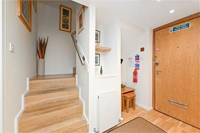 4/2 Davie Street, Old Town, Edinburgh, EH8 9EB - image 8
