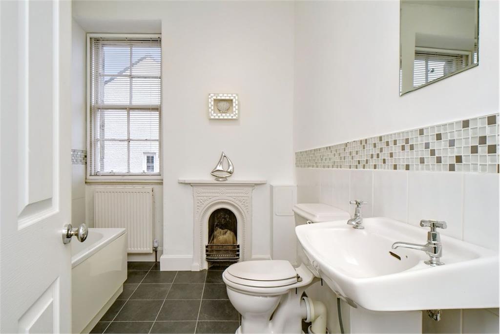 1 Gardiner's Place, Tranent, EH33 1BD - image 9