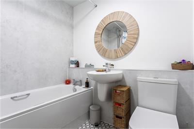 5/1 Timber Bush, Edinburgh, EH6 6QR - image 20