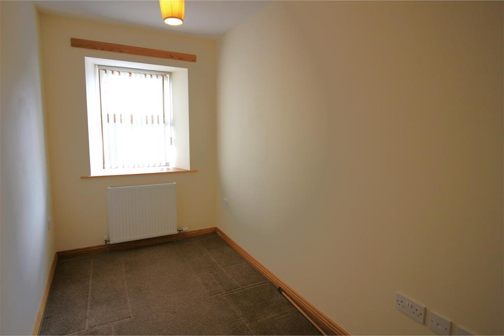 Bellevue,
Burnbank Street,
Ecclefechan,
Lockerbie,
DG11 3ED - image 13