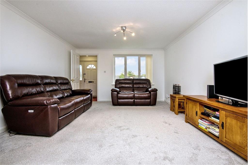 25 Lumsden Park,
Cupar,
KY15 5YL - image 4