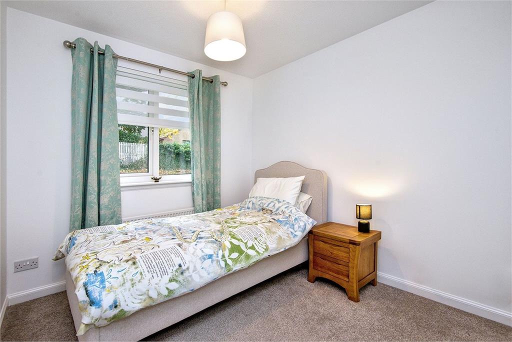 25 Lumsden Park,
Cupar,
KY15 5YL - image 7