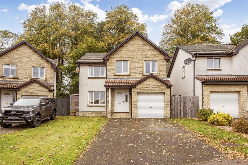 25 Lumsden Park,
Cupar,
KY15 5YL - image 1