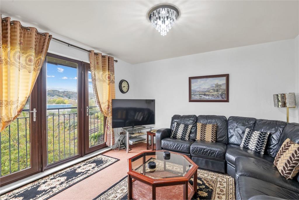 14/8 Hermand Terrace, Slateford, Edinburgh, EH11 1QZ - image 2