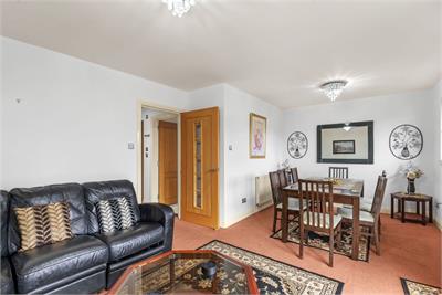 14/8 Hermand Terrace, Slateford, Edinburgh, EH11 1QZ - image 3