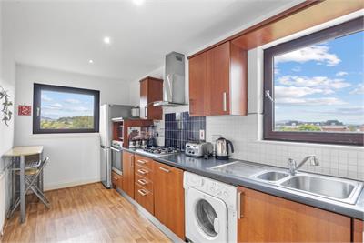 14/8 Hermand Terrace, Slateford, Edinburgh, EH11 1QZ - image 4