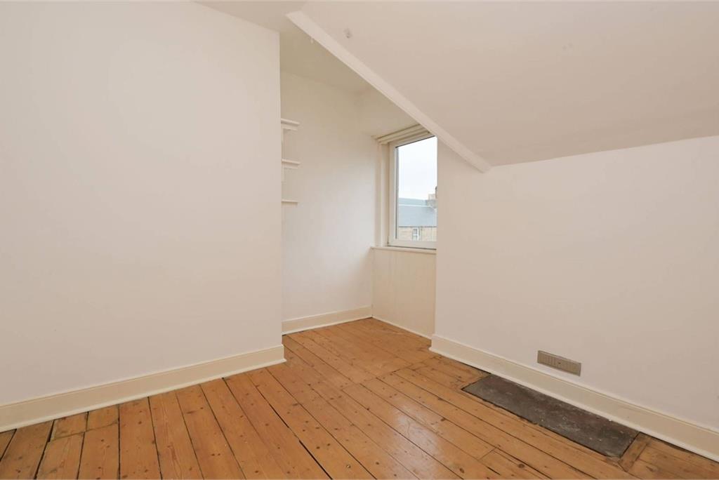48 Kirkbrae, Galashiels, TD1 1NH - image 19