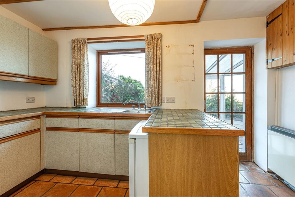 The Cottage, 1 East Flemington, Burnmouth, Nr Eyemouth, TD14 5SQ - image 3