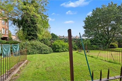 PF1 12 Springvalley Terrace, EH10 4QA - image 13