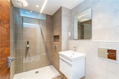 Flat 4, 9 Barnton Avenue West, Edinburgh, EH4 6DF - image 14