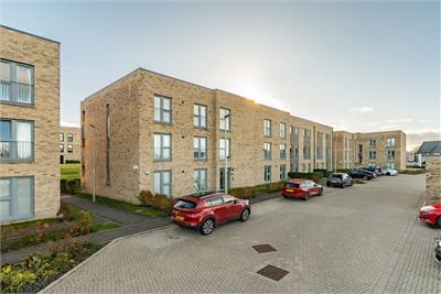3/2 Poppy Cruick, Edinburgh, EH4 8FN - image 6