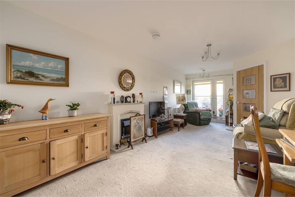 Flat 36, Lyle Court,
25 Barnton Grove,
Edinburgh,
EH4 6EZ - image 3