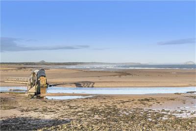 8 Chalet,
Back Road,
Belhaven,
Dunbar,
EH42 1NX - image 2