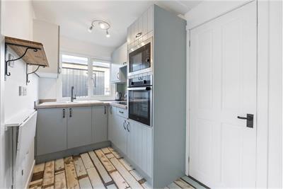 8 Chalet,
Back Road,
Belhaven,
Dunbar,
EH42 1NX - image 5