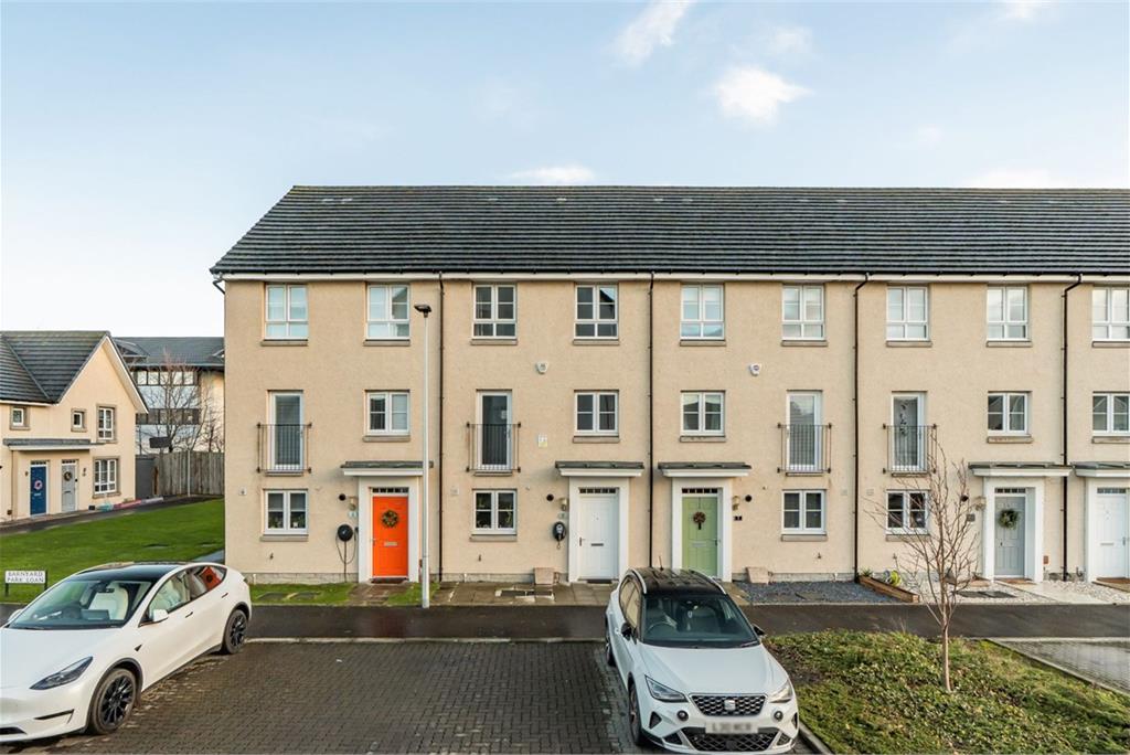3 Barnyard Park Loan, Edinburgh, EH12 9LP - image 1