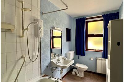 Whithorn Lodge,
Whithorn,
DG8 7DL - image 9