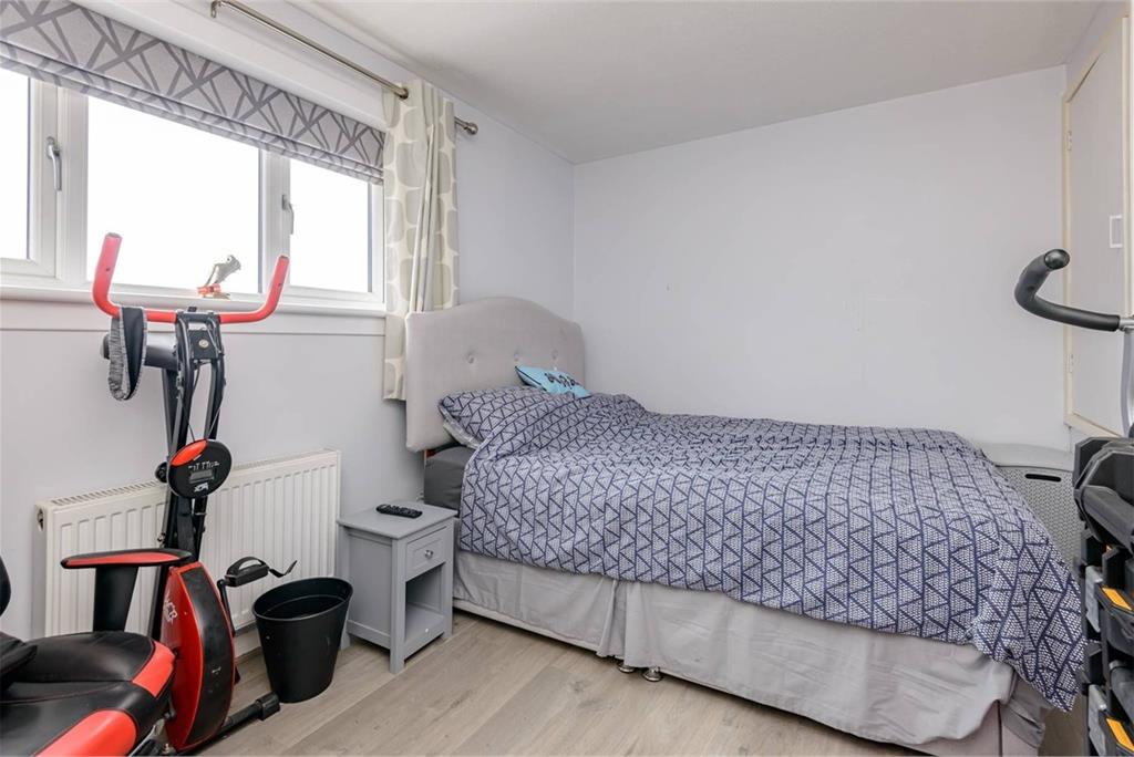 18 Baberton Mains Brae,
Edinburgh,
EH14 3HH - image 11