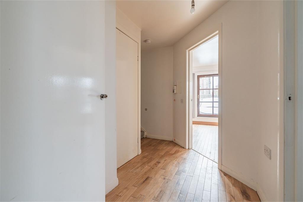 173/122 Carlyle Court, Comely Bank Road, Edinburgh, EH4 1DH - image 8