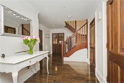 Links Lodge,
3 Blacklaws Steading,
Blacklaws,
Anstruther,
KY10 3JZ - image 4