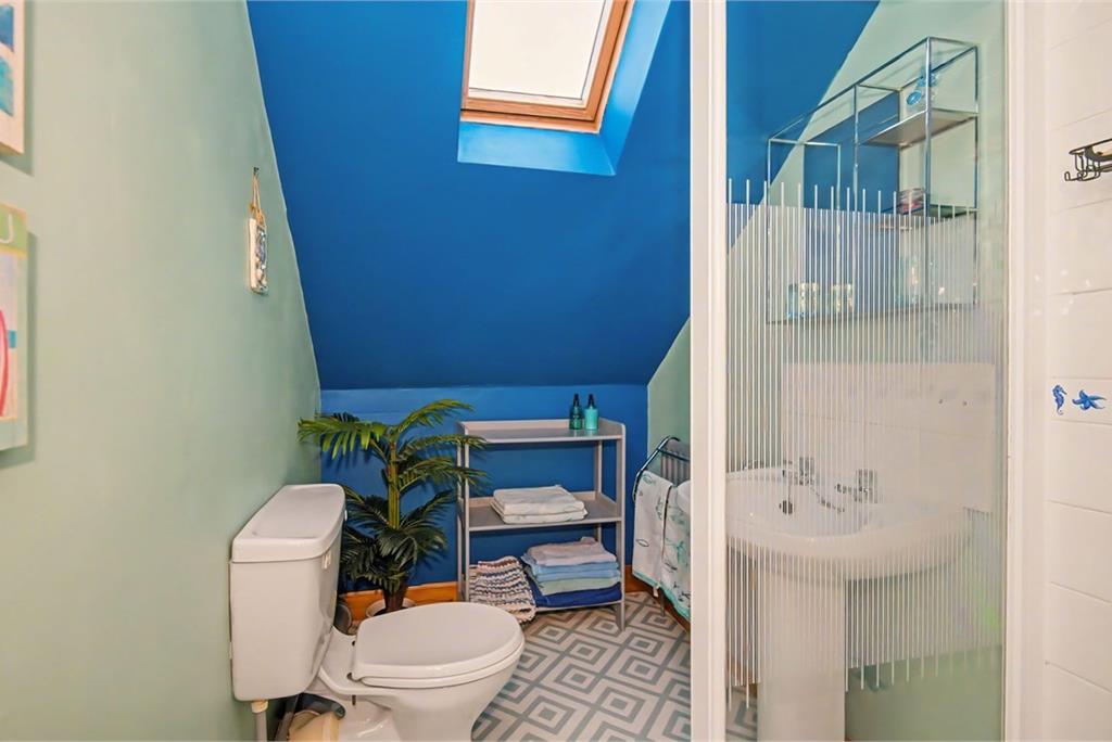 8 Rodger Street,
Cellardyke,
Anstruther,
KY10 3HU - image 16
