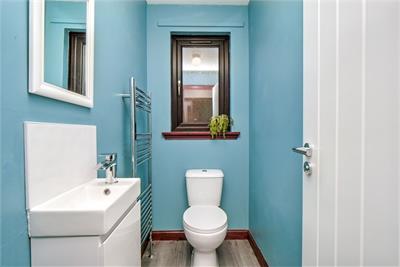 22 Kirklands Park Crescent, Kirkliston, EH29 9EP - image 5
