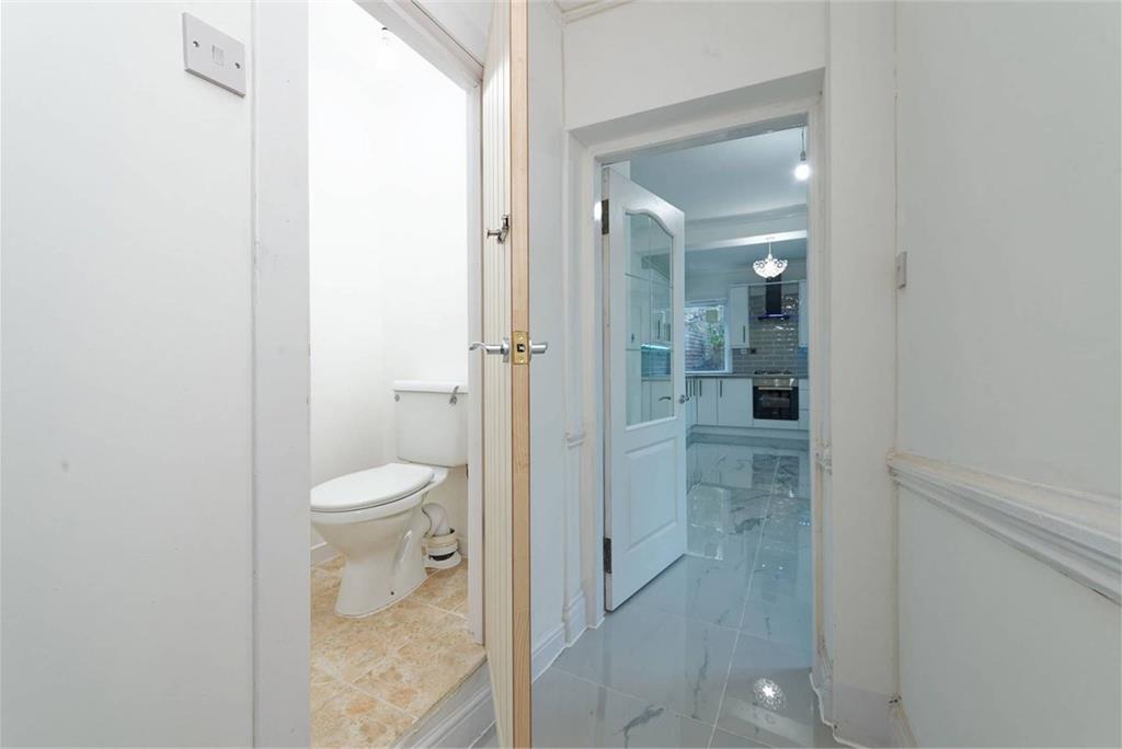 63 South Street, , Greenock, PA16 8QH - image 11