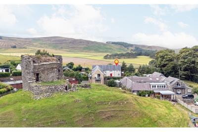 4 Castlehill Courtyard, Kirkton Manor, Peebles, EH45 9JN - image 2