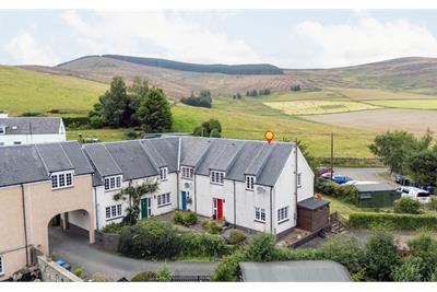 4 Castlehill Courtyard, Kirkton Manor, Peebles, EH45 9JN - image 3