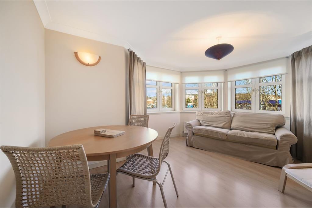 Flat 8,
32 Meadow Place Road,
Edinburgh,
EH12 7RY - image 3