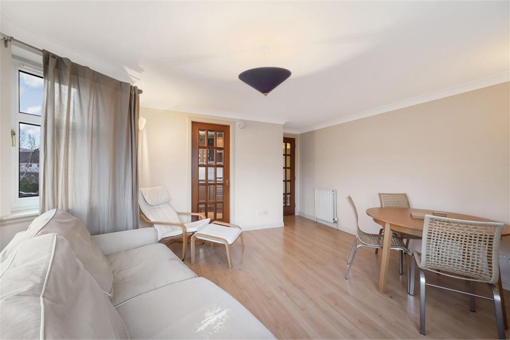 Flat 8,
32 Meadow Place Road,
Edinburgh,
EH12 7RY - image 7