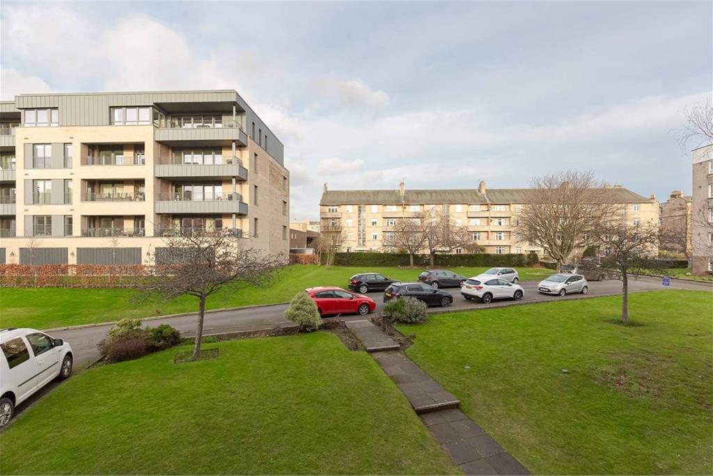 35 Falcon Court,
Edinburgh,
EH10 4AF - image 18