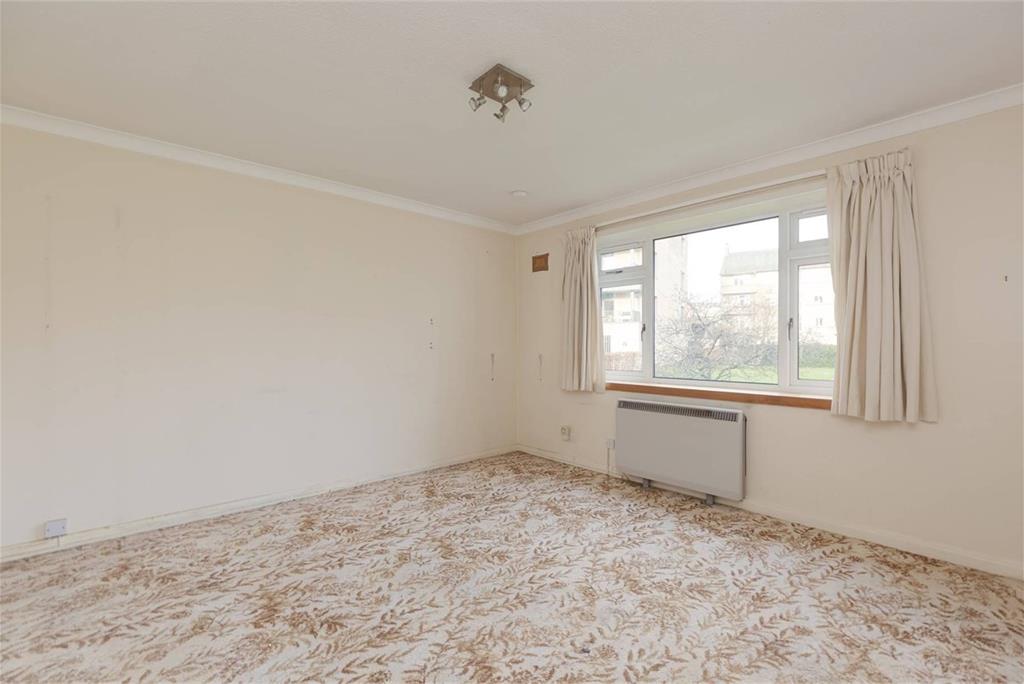 35 Falcon Court,
Edinburgh,
EH10 4AF - image 3