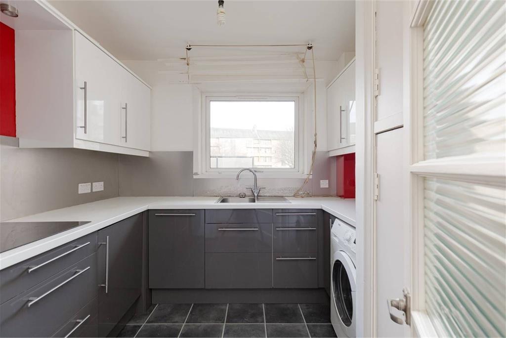 35 Falcon Court,
Edinburgh,
EH10 4AF - image 9