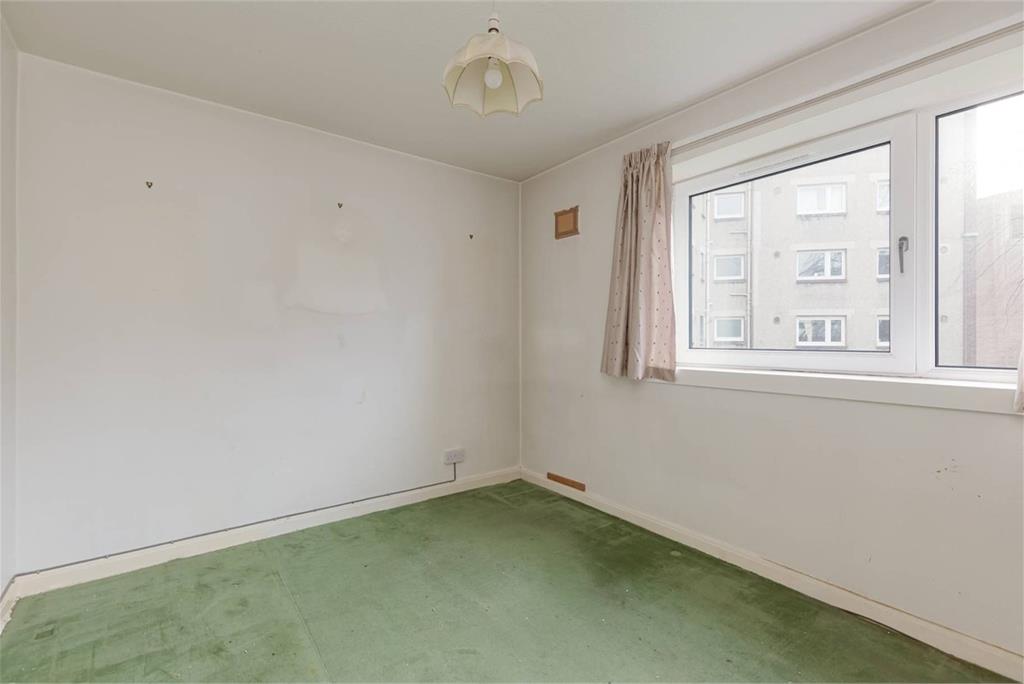 35 Falcon Court,
Edinburgh,
EH10 4AF - image 10