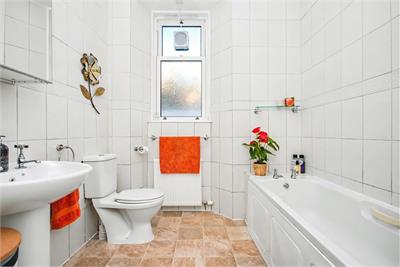 Strowan Cottage, 20 Wemyss Place, Peebles, EH45 8JT - image 10