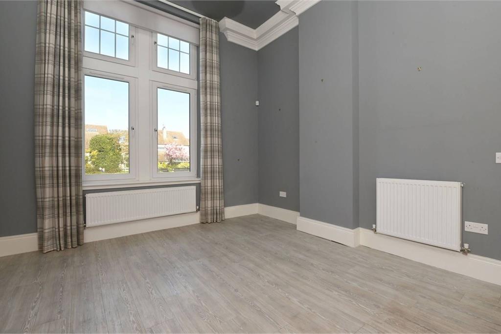 8 Marine House, Muirfield Drive, Gullane, EH31 2ER - image 4