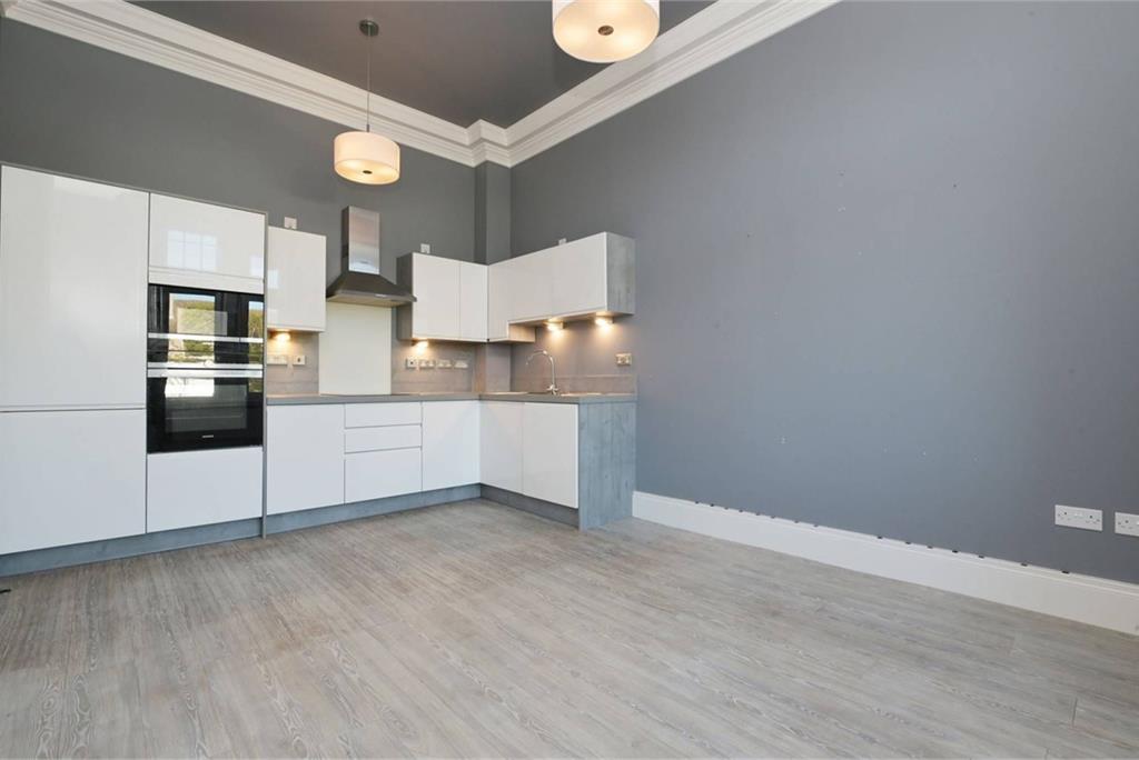 8 Marine House, Muirfield Drive, Gullane, EH31 2ER - image 5