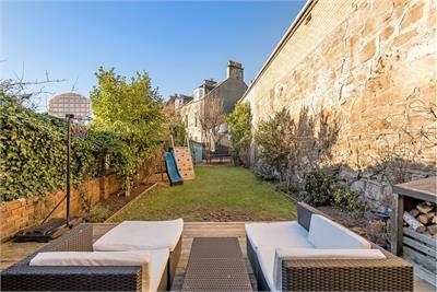 33 Rodger Street,
Cellardyke,
Anstruther,
KY10 3HU - image 19
