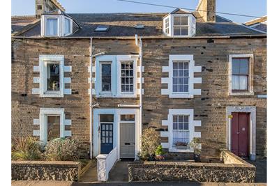 33 Rodger Street,
Cellardyke,
Anstruther,
KY10 3HU - image 1