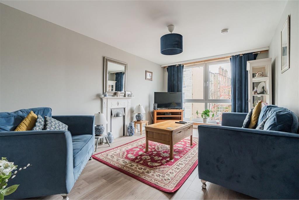 4/6 Craighouse Park, Edinburgh, EH10 5LD - image 2