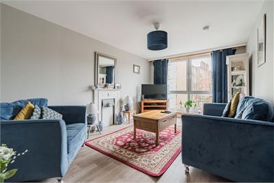 4/6 Craighouse Park, Edinburgh, EH10 5LD - image 2
