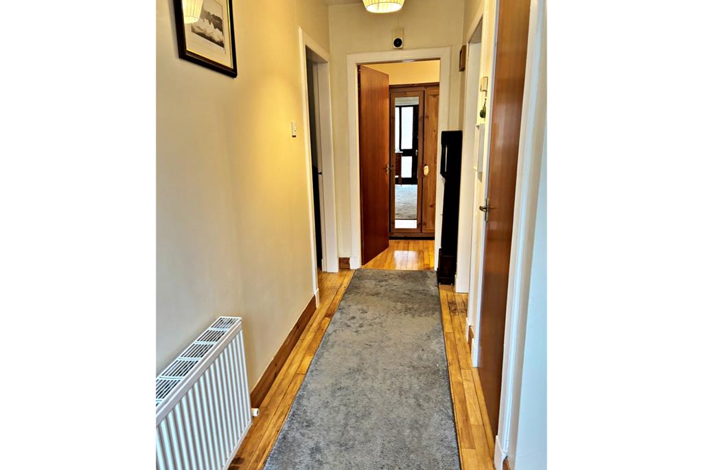 Mews Cottage, 67 King Street,
Castle Douglas,
DG7 1AE - image 12