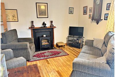 Mews Cottage, 67 King Street, Castle Douglas, DG7 1AE - image 3