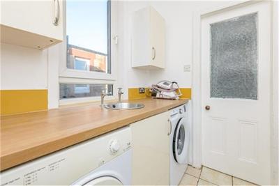 79 Willowbrae Road, Duddingston, EH8 7EZ - image 15