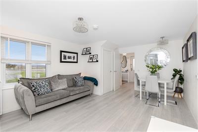 9 Amos Crescent, Corstorphine, Edinburgh, EH12 8FB - image 4