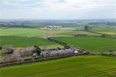 2 Maines Farm Cottage,
Chirnside,
TD11 3LD - image 2