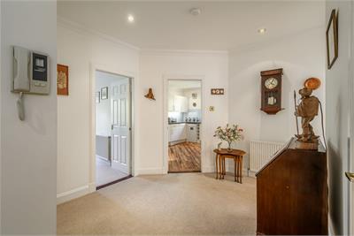 60/3 Campbell Avenue, Edinburgh, EH12 6DN - image 11